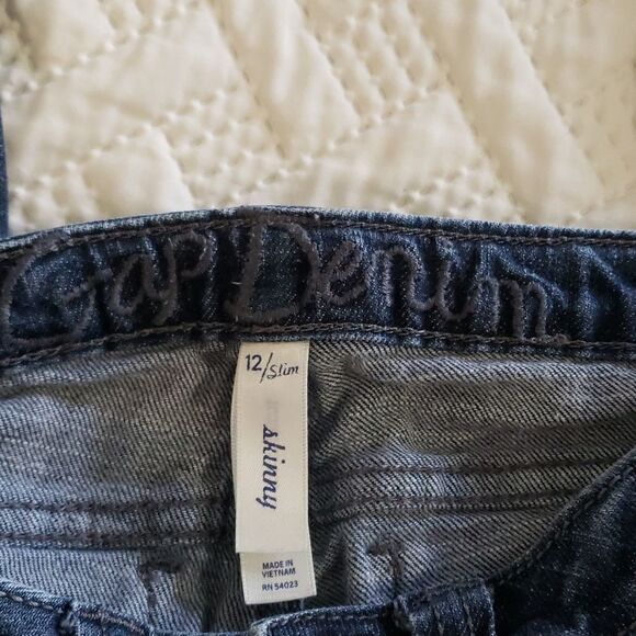 Gap Denim. Jeans. Size 12 Slim. - Picture 4 of 13